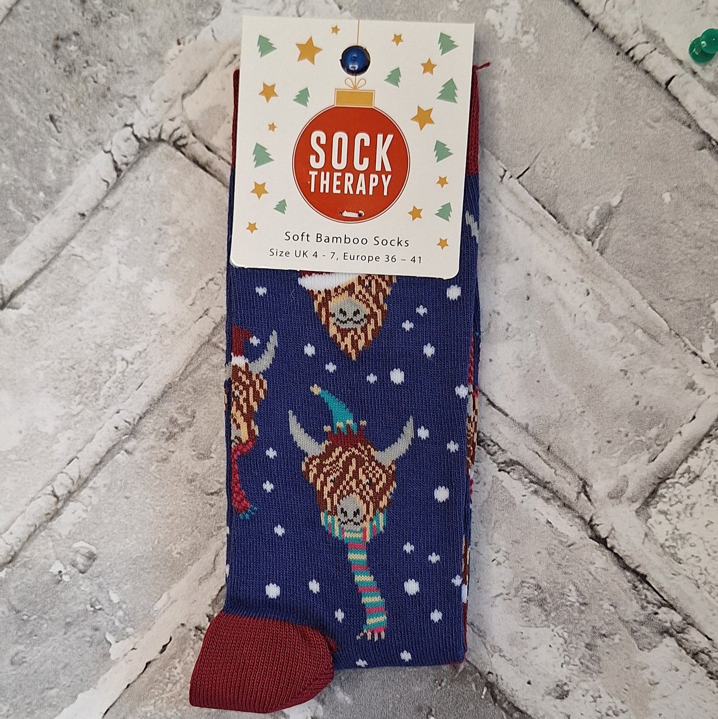 Christmas Highland Cow - Women's Bamboo Socks